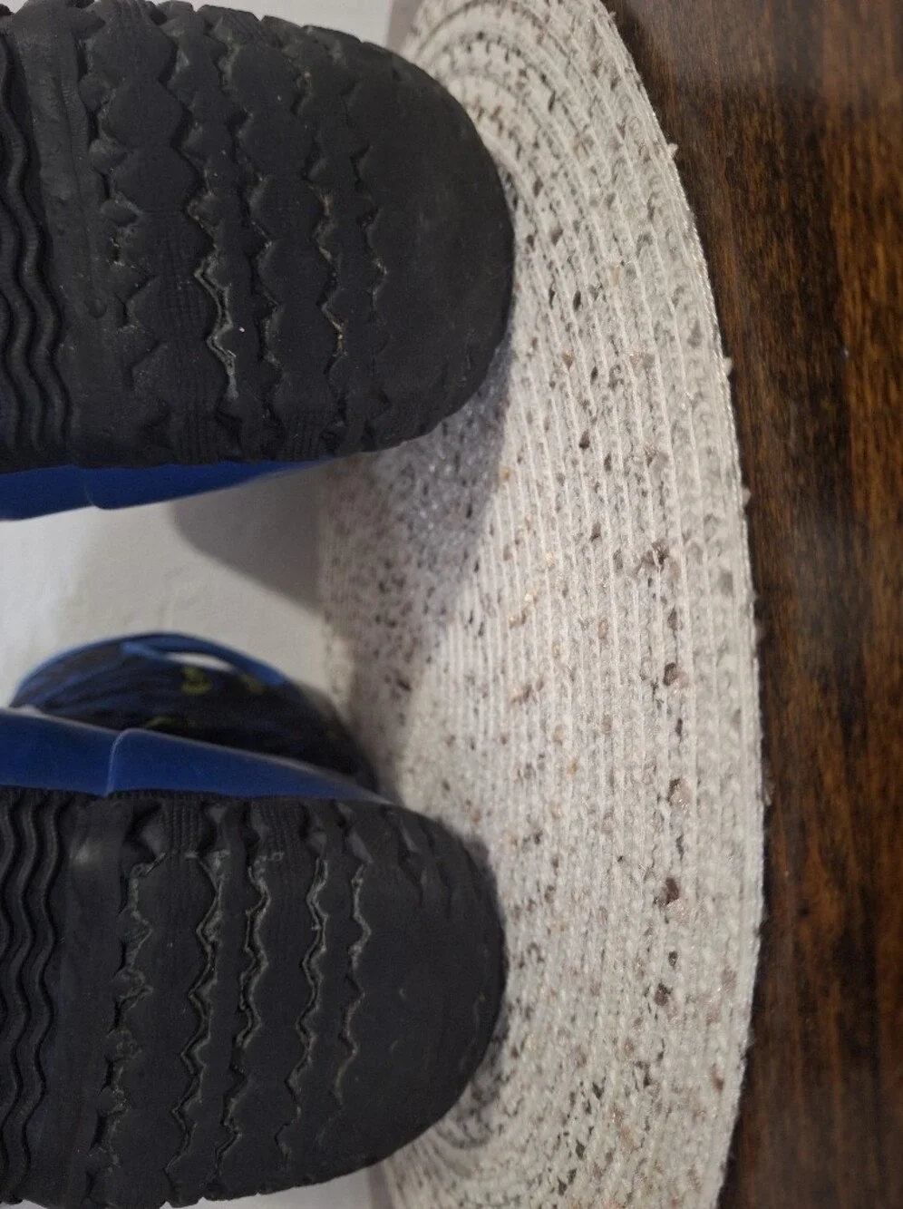 Blue Bogs K York SpookyPull-On Rain/Snow Boots Size 6.